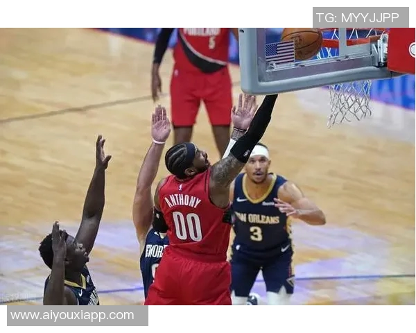 鲍尔状态低迷三分球命中率惨淡仅得3分4板6助失误频繁表现令人失望