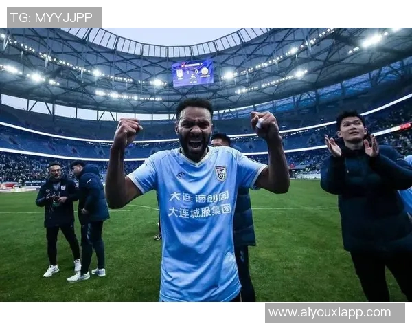 因伤退役后重塑人生前英博外援罗伯森成功转型体育经纪人 因伤退役后重塑人生前英博外援罗伯森成功转型体育经纪人