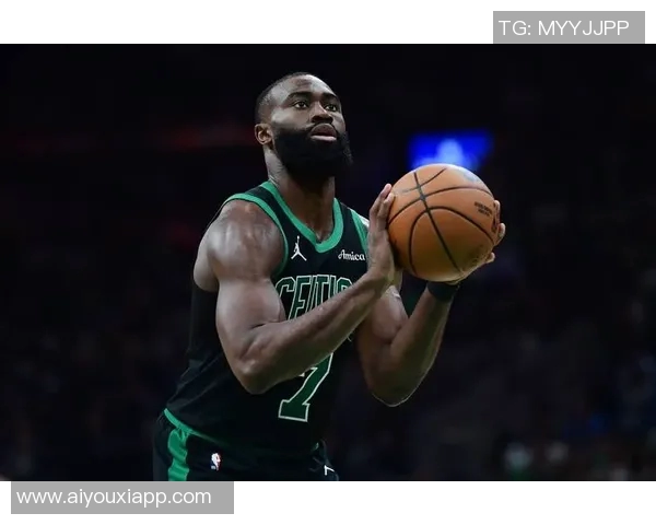 快船与绿军首发对决小卡携连胜阵容迎战杰伦布朗与祖巴茨复出替补阵容