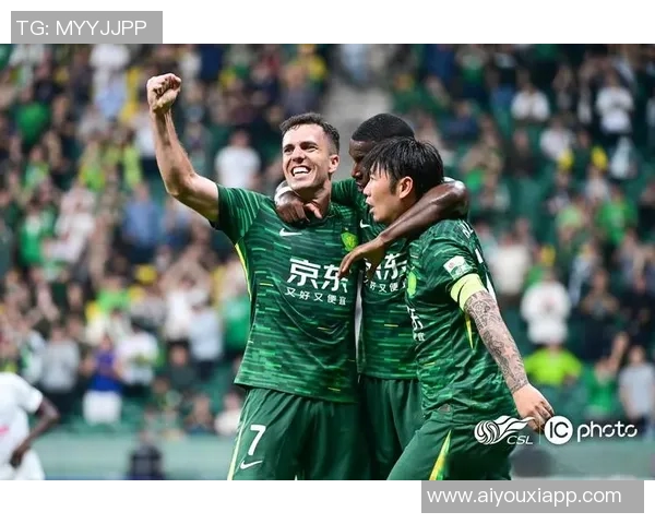 灵性瞬间国安角球战术运用塞尔吉尼奥巧妙一蹭成功破门