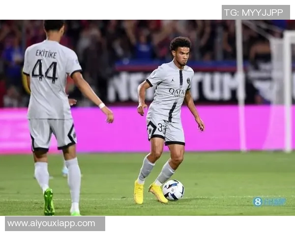 小埃梅里客串右后卫表现优异有望成为阿什拉夫的有力替补