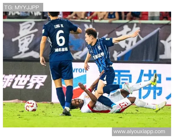 三镇门将郭嘉宇专注防守表现强调团队胜利的重要性