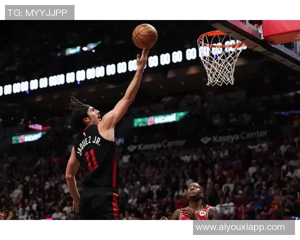 热火明日对阵雷霆希罗场均219分状态成疑能否出战引关注