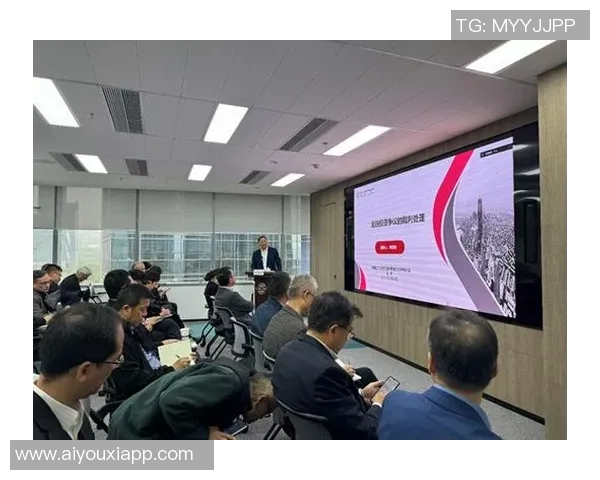 评论员分析裁判名单争议背后内幕与裁判退钱谈话情况