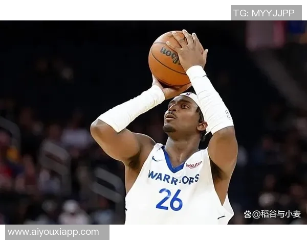 小卡季前赛首次下半场亮相表现平平拿到15分2板2助1帽展现潜力