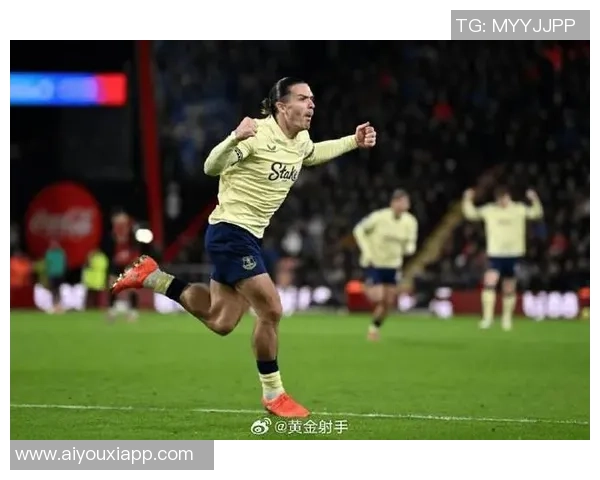 本赛季英超造犯规排行榜揭晓格拉利什领衔多尔古萨卡佩德罗紧随其后